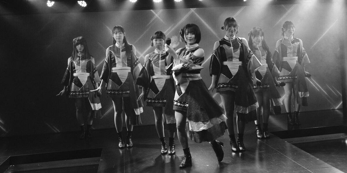 出演: TSUBASA, SAYURI, YUNA, HALU, MARIKO, MOMO, IROHA