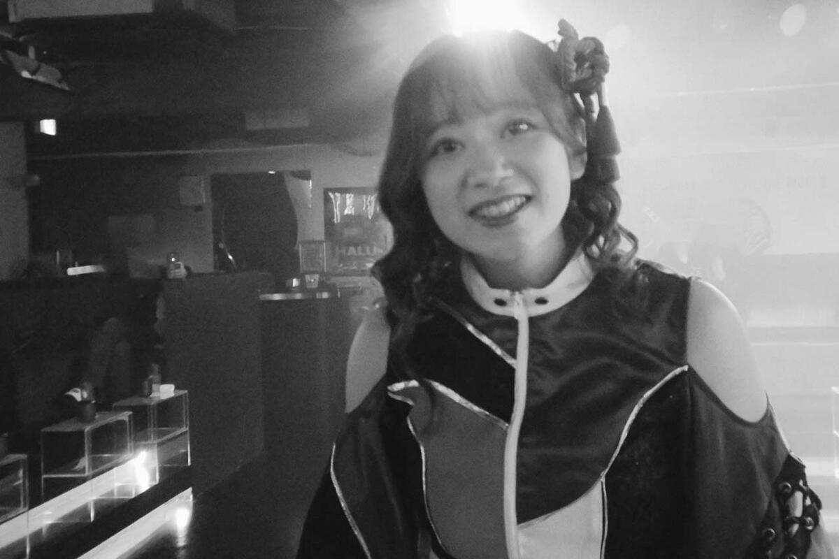 MARIKO氏、「AKIです」って言ってくる