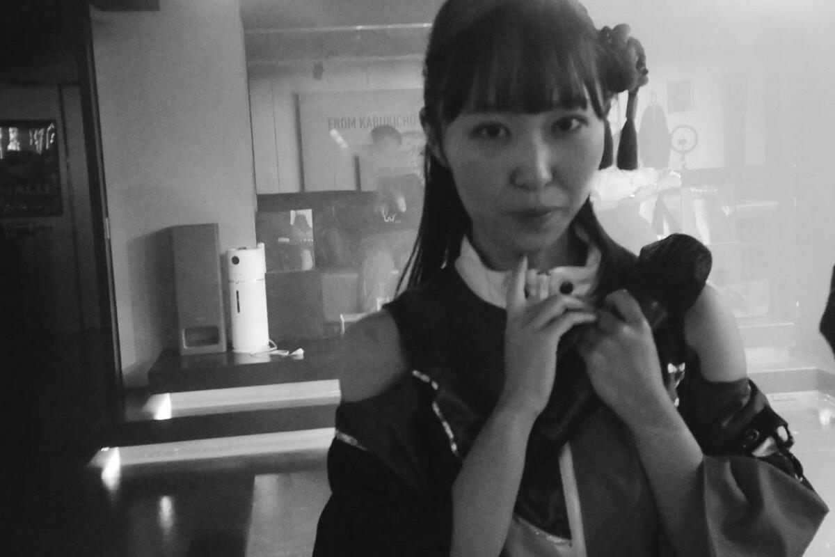 YUNA、「AKIです」って言ってくる