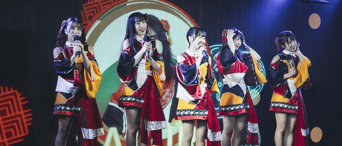 出演: AKI, SAYURI, YUNA, MOMO, HALU